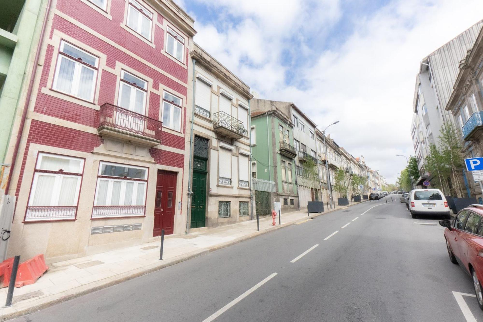 Seara Cristalina Apartments Порто Екстериор снимка